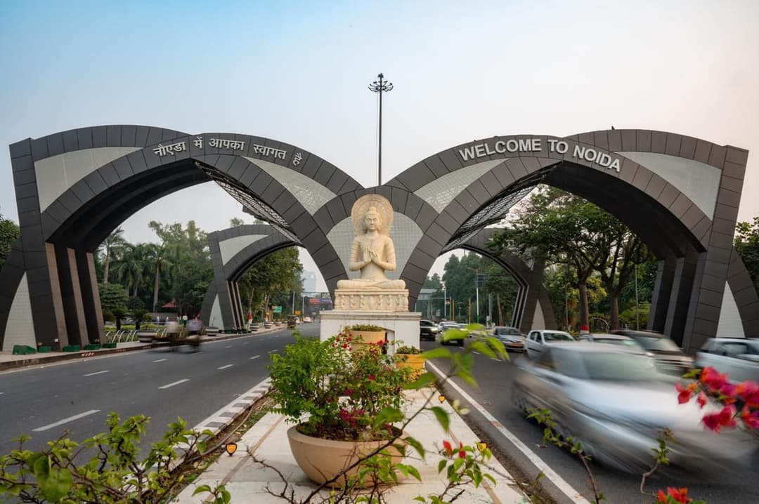 Business Travel Guide to Noida: Where Work Meets Comfort